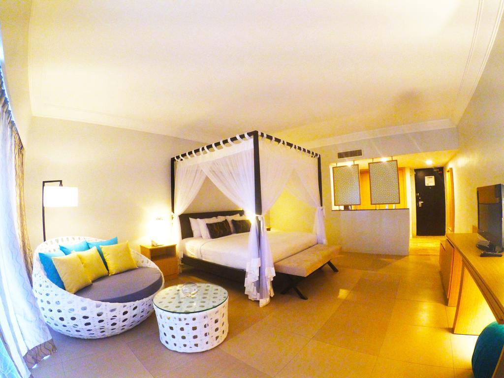 Sand & Sandals Desaru Beach Resort & Spa Exterior photo Deluxe Room