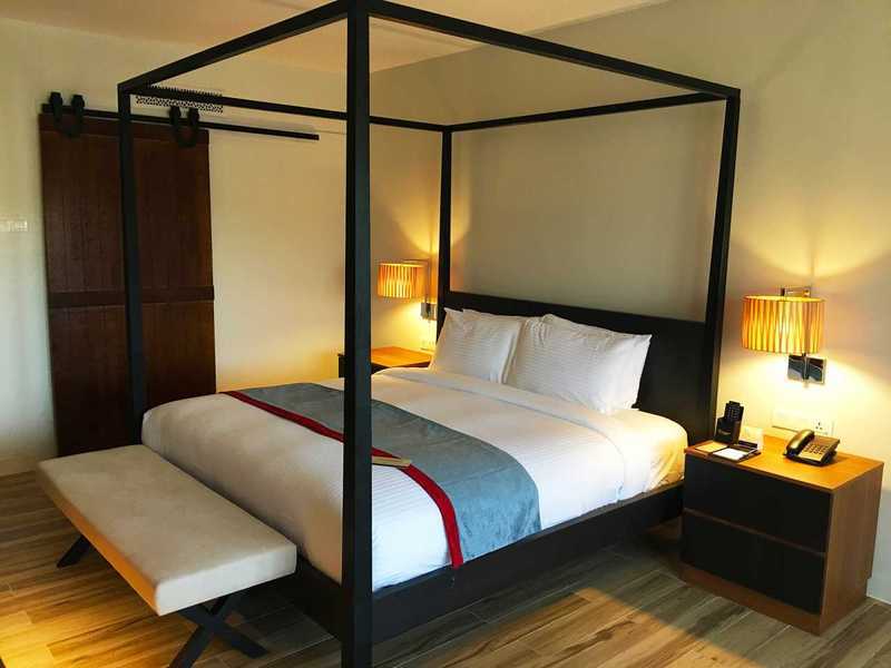 Sand & Sandals Desaru Beach Resort & Spa Exterior photo A four-poster bed