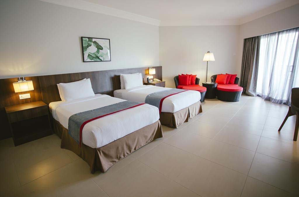 Sand & Sandals Desaru Beach Resort & Spa Exterior photo Deluxe Room
