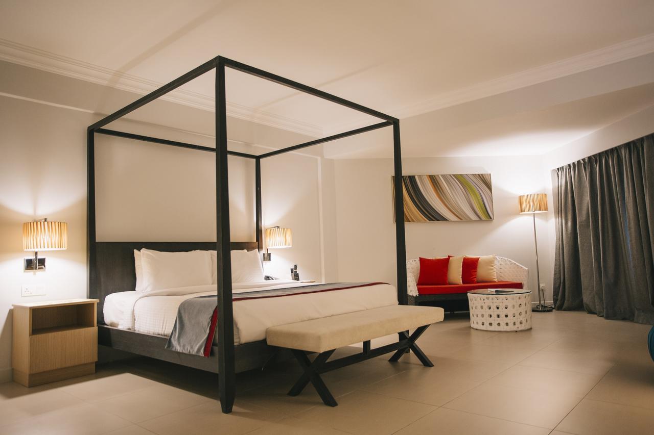 Sand & Sandals Desaru Beach Resort & Spa Exterior photo Deluxe Room