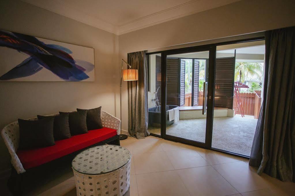 Sand & Sandals Desaru Beach Resort & Spa Exterior photo A room at the resort